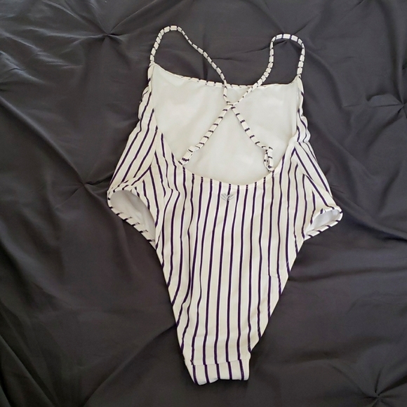 Swimsuit size S - Picture 2 of 2
